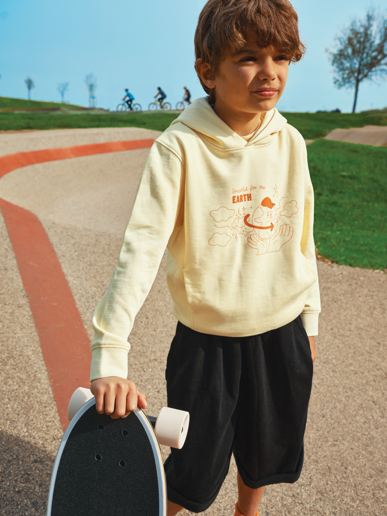 Yengo KidsHoodie mit Seitentaschen aus rec. Baumwolle, cream