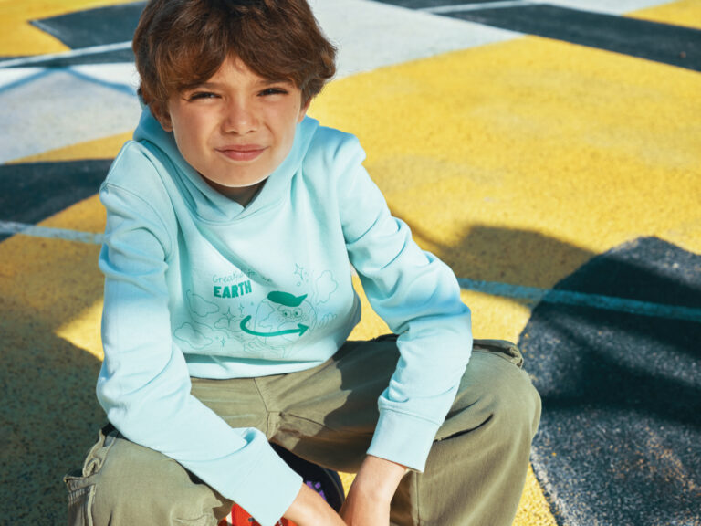 Yengo kids recycled cotton hoodie with sidepockets, crushed