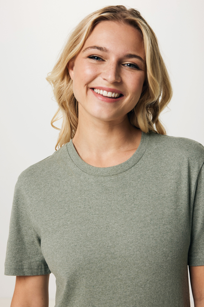 T-shirt Manuel in cotone riciclato non tinto, heather green