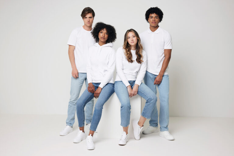 Zion sweatshirt i återvunnen bomull, recycled white