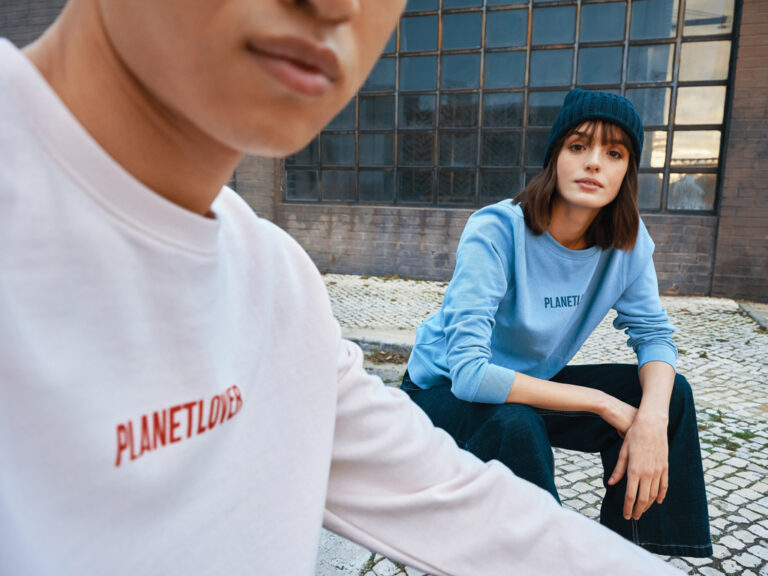 Felpa girocollo leggera Etosha in cotone riciclato, cloud pi