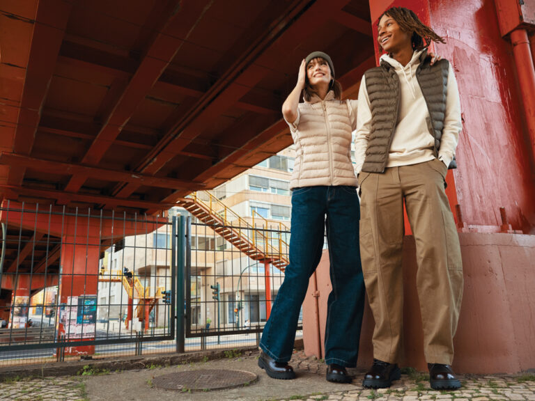 Felpa con cappuccio Torres in cotone riciclato, natural raw