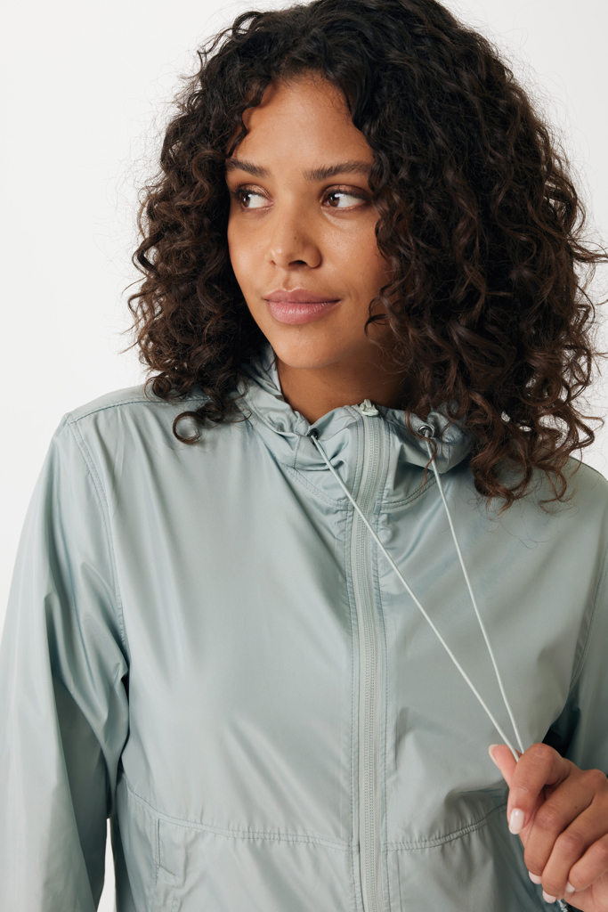 Logan lättvikt jacka i återvunnen polyester, Iceberg green