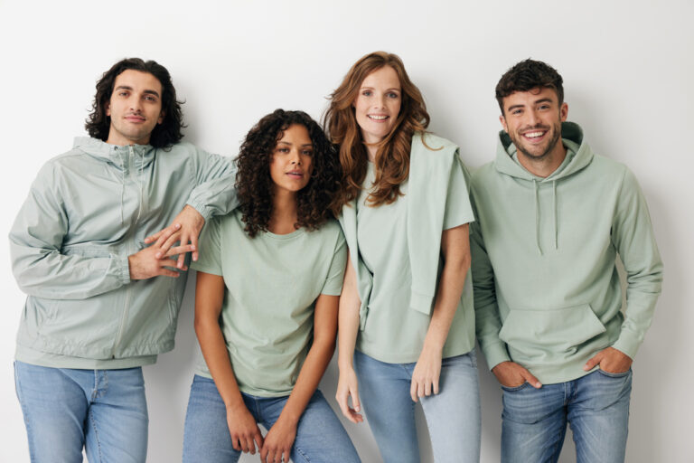 Logan lättvikt jacka i återvunnen polyester, Iceberg green