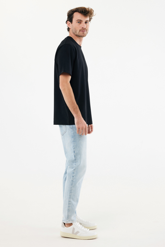 T-shirt lourd en coton recyclé Nikko, noir